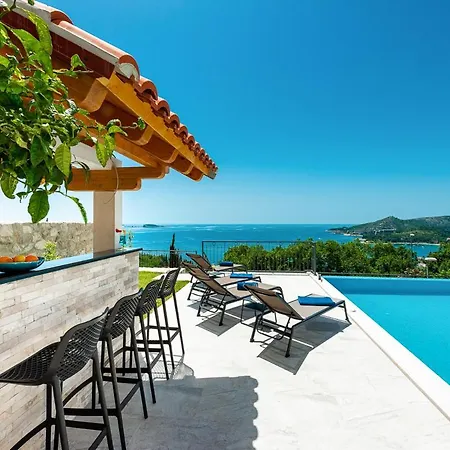 Zavrelje Sleeps 6 With Pool Air Con And Wifi * Mlini