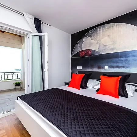 Zavrelje Sleeps 6 With Pool Air Con And Wifi Mlini